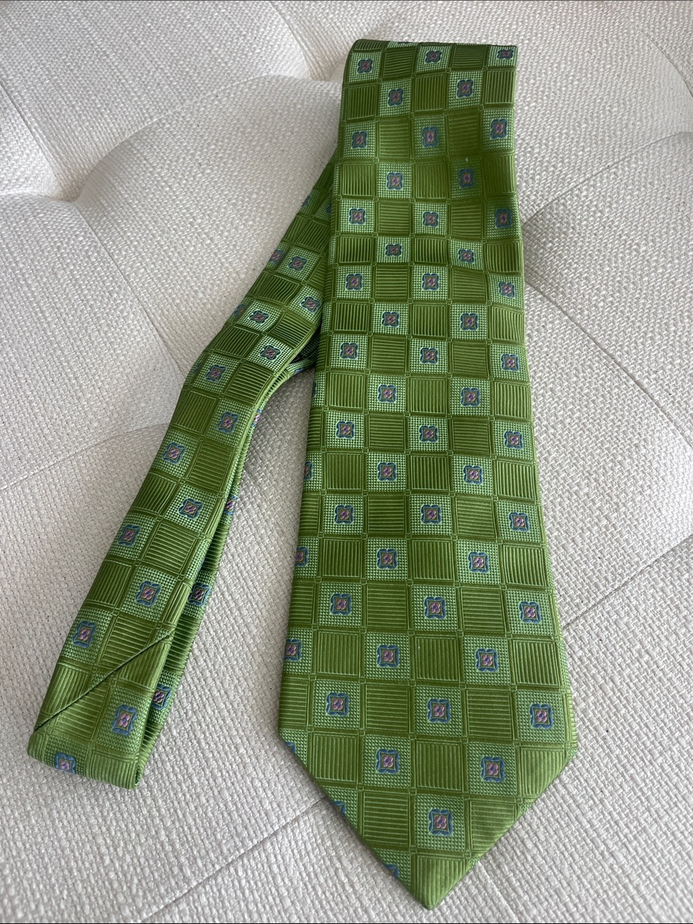 Daniel Cremieux HAND MADE tie. Made in the USA 🇺🇸